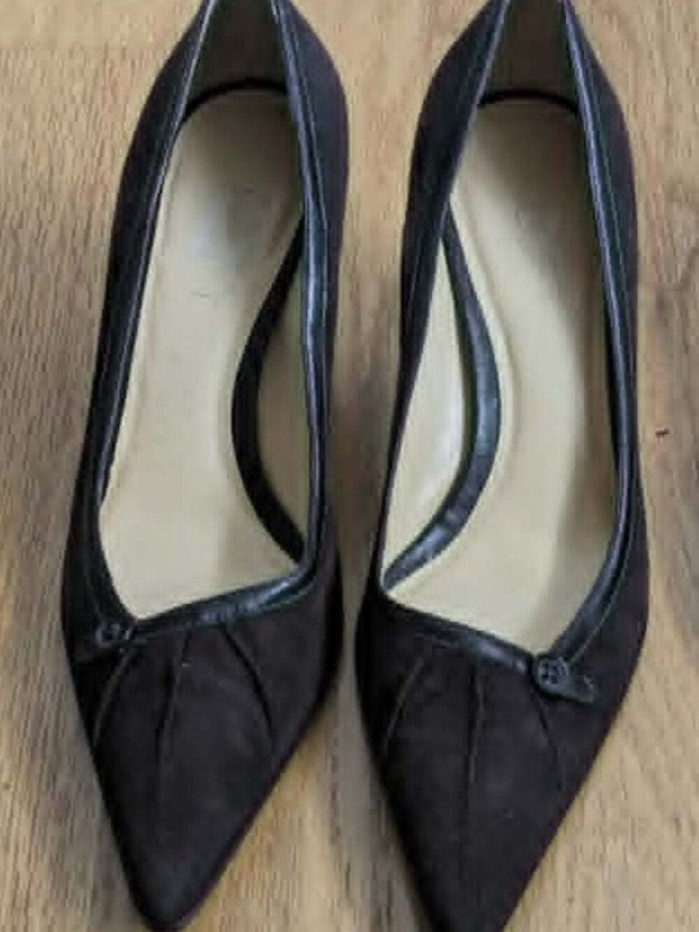 Ann Taylor LOFT Brown Suede Pointed Toe Pumps | Size 6 | Kitten Heel Career Shoe